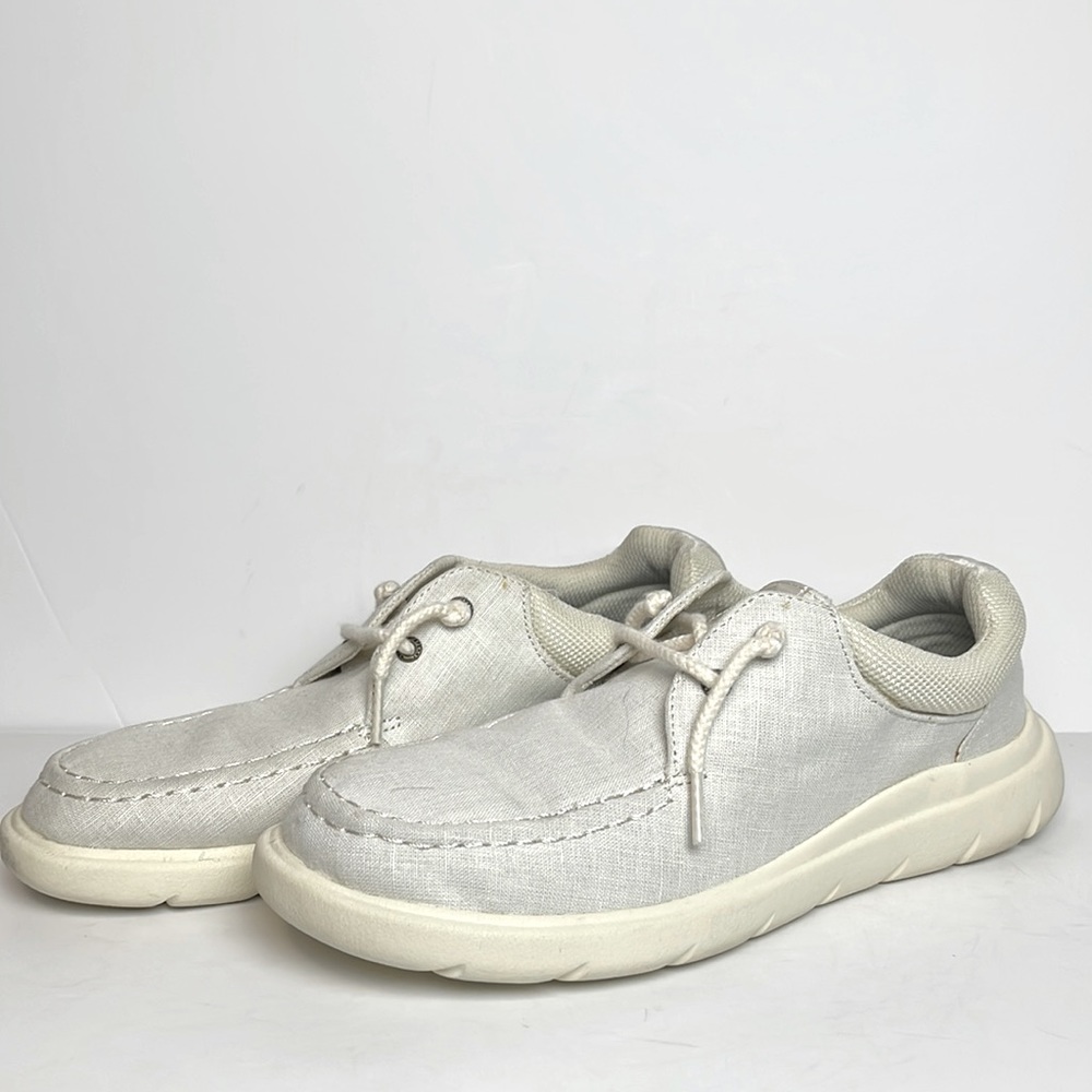 Sperry slip on sneakers, Wm’s Sz 9, cream color